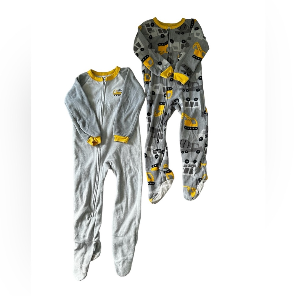 Gerber Kids Tractor Footie Pajama Set. 🚜